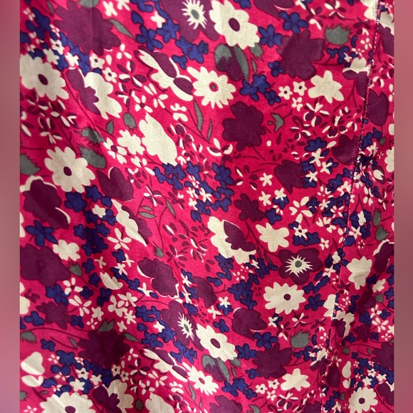 Vintage 100% Silk Sleeveless Floral Blouse - Women’s Small Old Navy collection - Picture 3 of 6